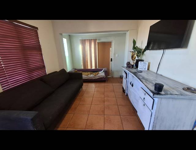 3 BEDROOM FREEHOLD FOR SALE IN STRANDFONTEIN